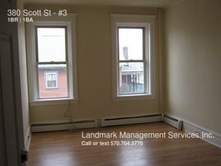 Building Photo - 380 Scott St