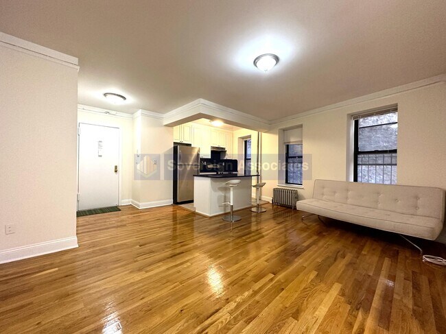 Foto del edificio - 105 Pinehurst Avenue