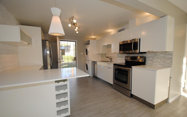 Foto del edificio - Stylish Arcadia Lite Living with Vintage C...