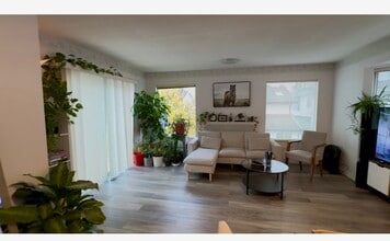 Building Photo - 7040 Williams Rd