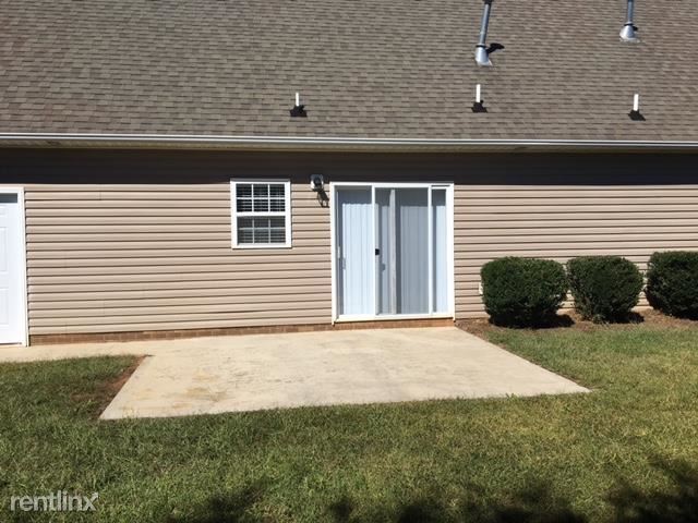 Building Photo - 3 br, 2.5 bath House - 880 Trillium Ln