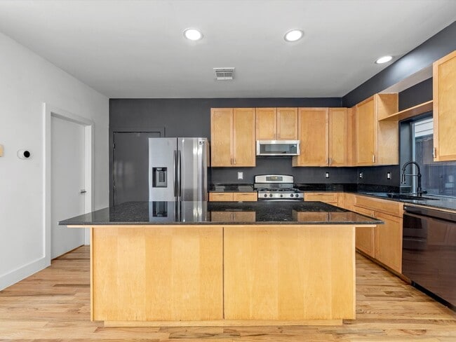 Foto del edificio - 4421 Eigel St