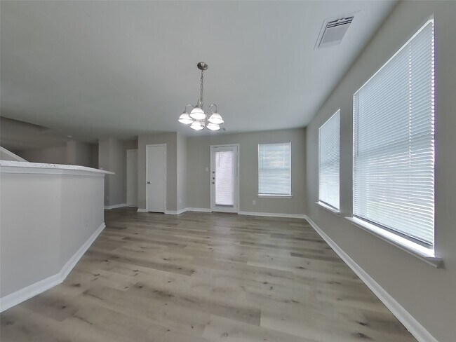 Foto del edificio - 10111 Victoria Falls Ln