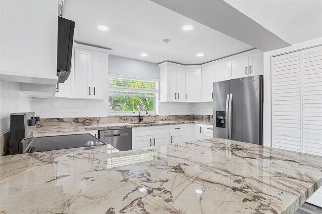 Foto del edificio - 10131 NW 35th St