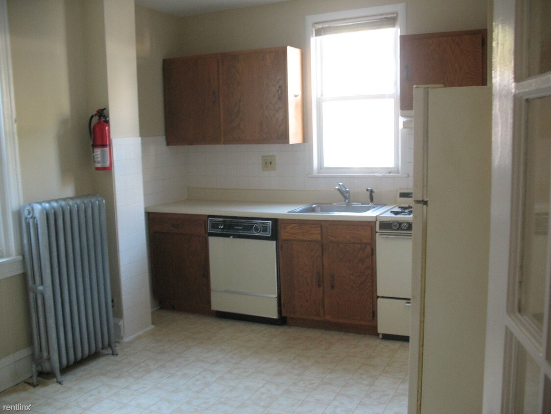 Primary Photo - 863 N 21st St