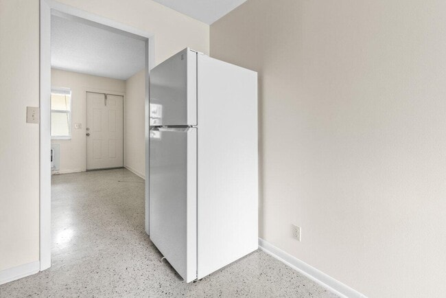 Foto del edificio - 751 Hummingbird Way