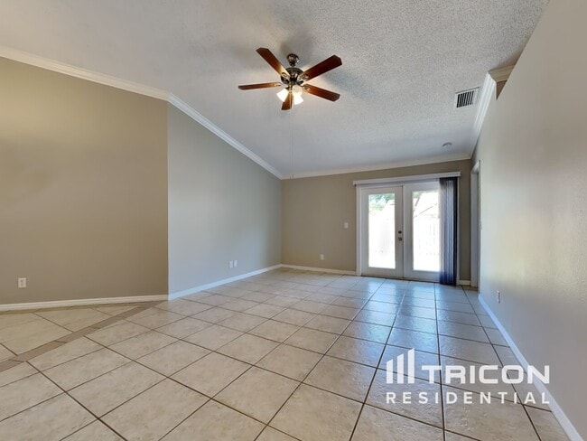 Building Photo - 4710 S Dawnmeadow Ct