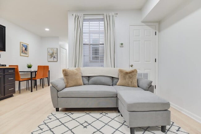 Foto del edificio - 1255 Raum St NE