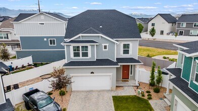 Building Photo - 41 E Brushy Canyon St