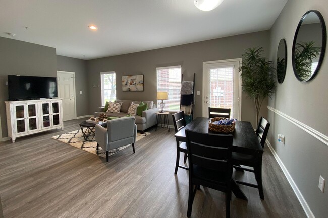 Harbin Pointe Living and Dining Room - Harbin Pointe Apartment Homes