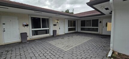 Building Photo - 1951 NE 56th St