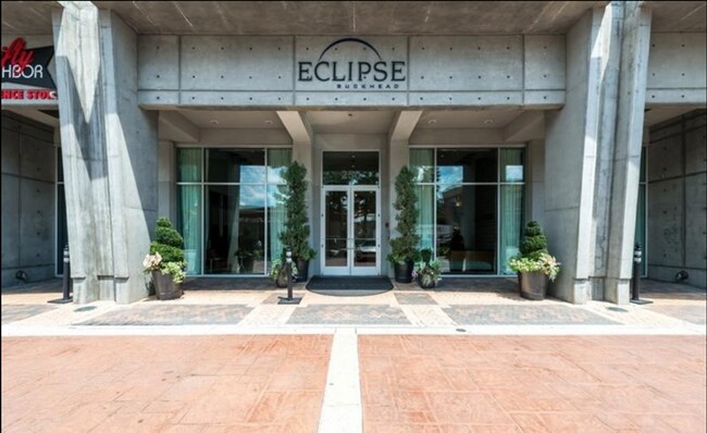 Foto del edificio - 250 Pharr Rd NE