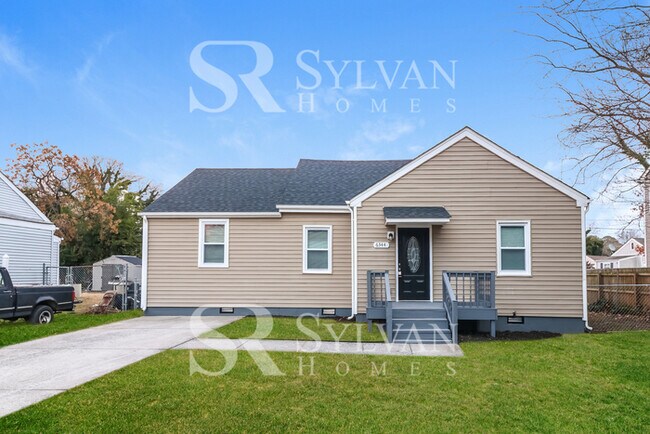 Building Photo - Where Charm Meets Comfort