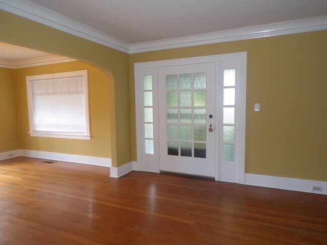 Foto del edificio - 2265 SE Spruce Ave