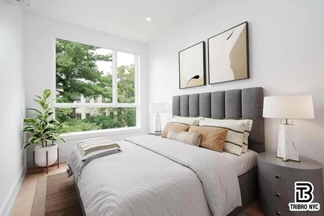 Foto del edificio - 2 bedroom in Brooklyn NY 11206