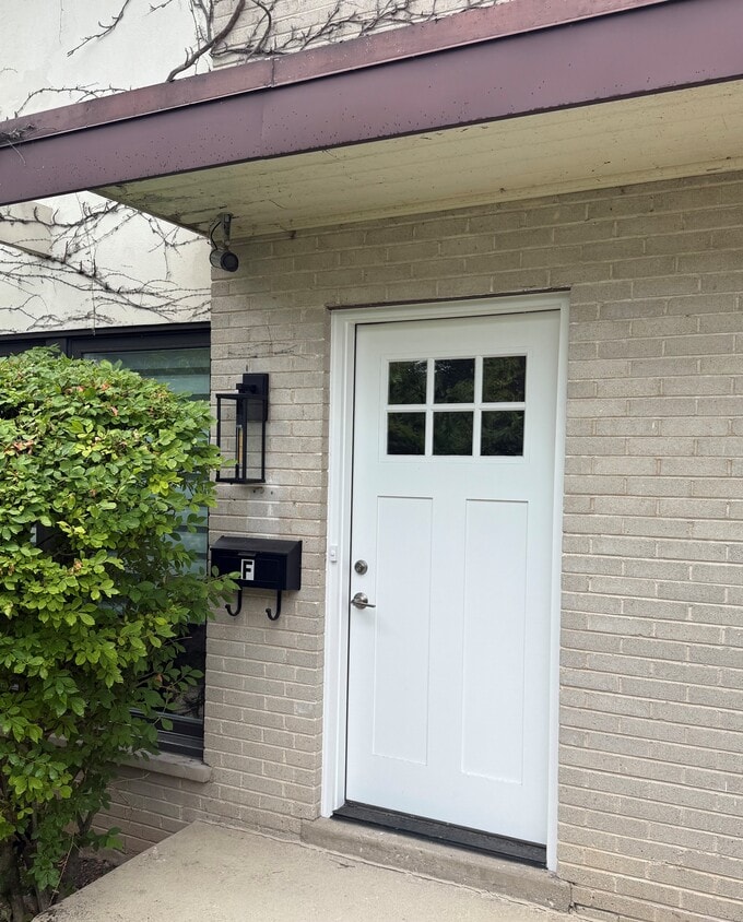 Foto principal - 930 Green Bay Rd