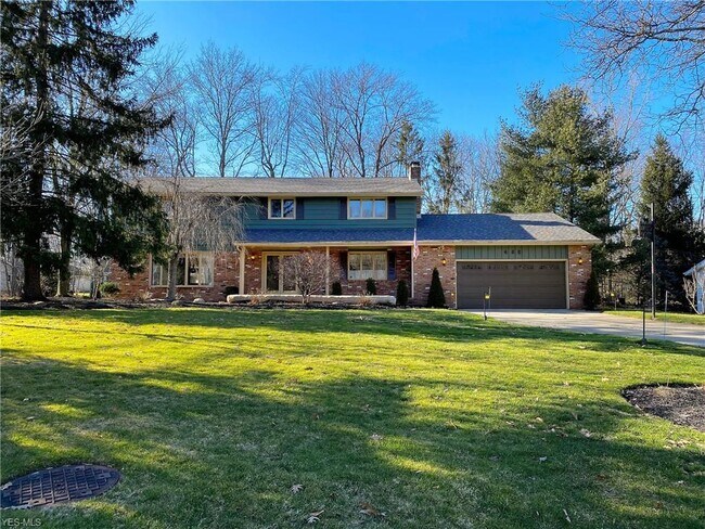 Building Photo - 488 Hickory Hill Dr