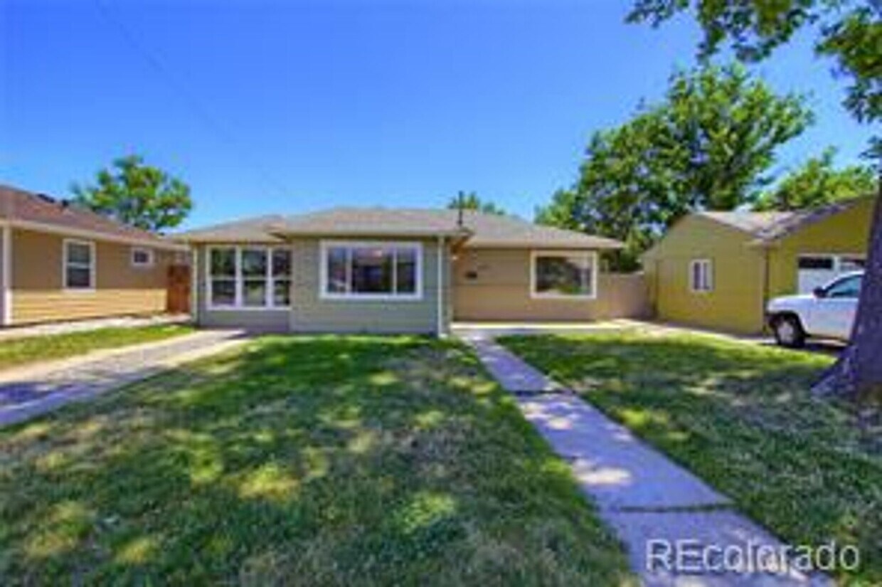 Primary Photo - Incredible Ranch Home in Chaffee Park Denver