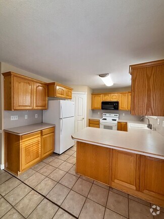 Building Photo - 966 W 1075 S