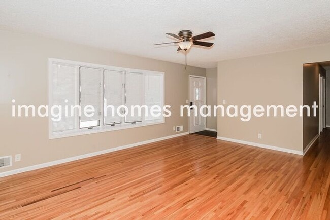Building Photo - Remodeled Home in Brooklyn Center. Pets We...