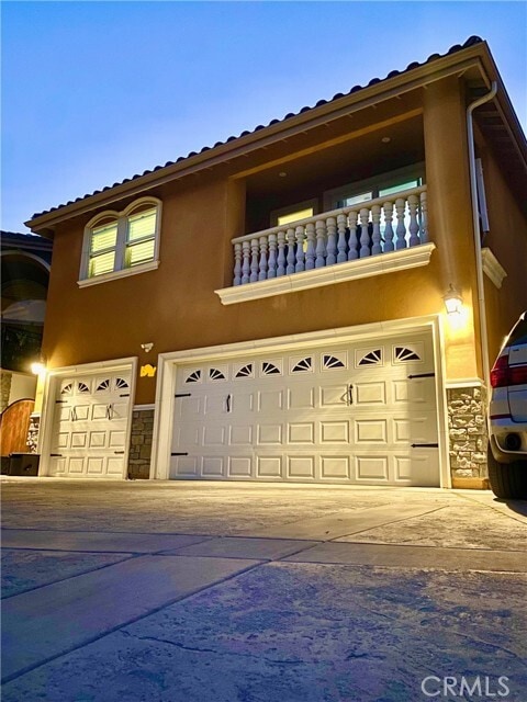 Foto del edificio - 1701 Crest View Pl