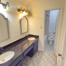 Building Photo - 8719 Beau Monde Dr