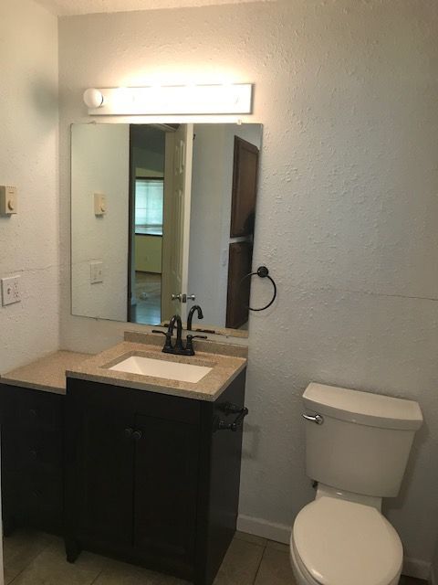 Building Photo - Available Now: 2 Bedroom ~ 1 Bath Duplex i...