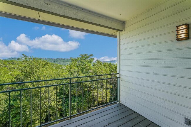Foto del edificio - 6000 Shepherd Mountain Cove