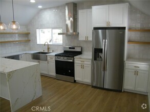 Building Photo - 26210 N Lake Wohlford Rd