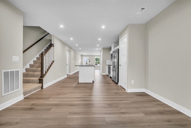Building Photo - 1292 Divot Cir