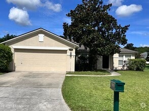 Building Photo - 4545 Golf Ridge Dr