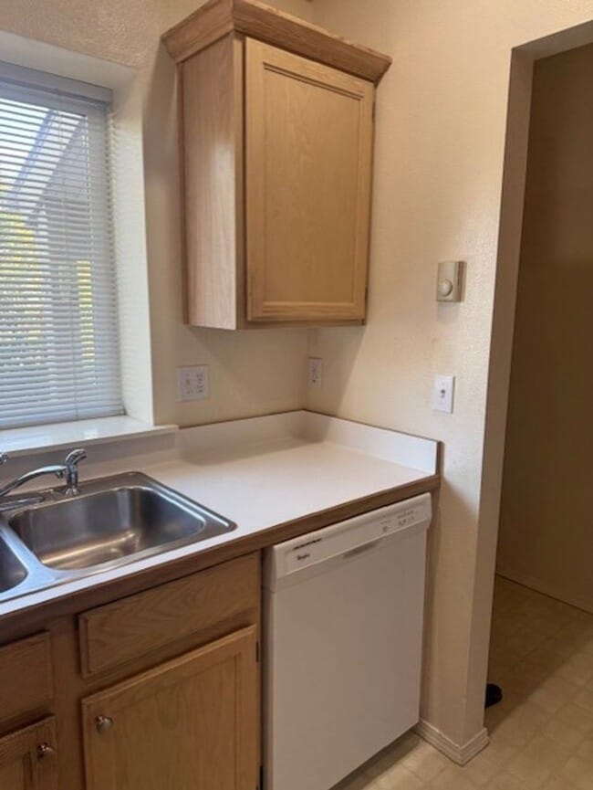 Foto del edificio - 2 Bdrm 1 bath