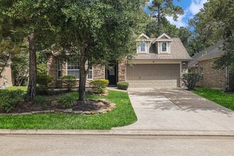 Building Photo - 139 N Hawkhurst Cir