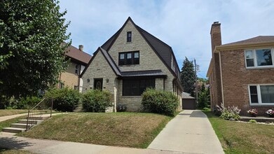 Building Photo - 4126 N Newhall St
