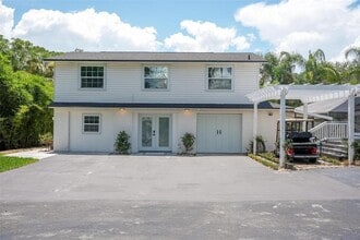Building Photo - 1099 Grove Ave