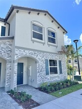 Building Photo - 191 SE 11th St