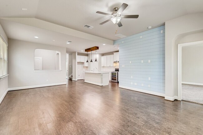 Foto del edificio - 1739 Finland Palm