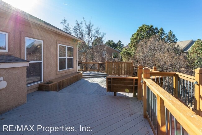 Foto del edificio - 4 br, 3 bath House - 1660 Colgate Dr.