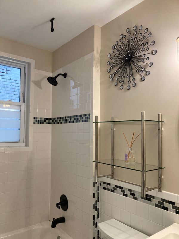 Foto del edificio - 3027 Shannon Dr