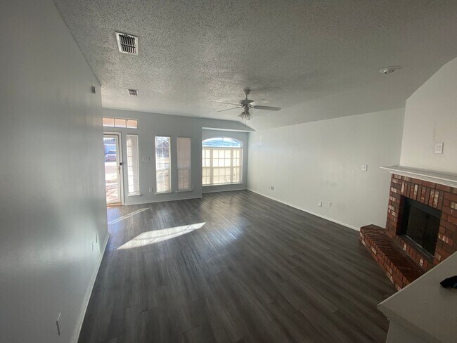 Foto del edificio - 6708 86th St