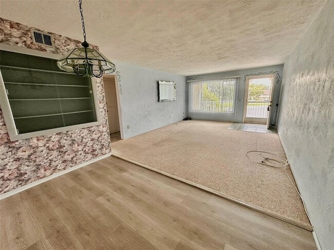 Building Photo - 2434 Australia Way E