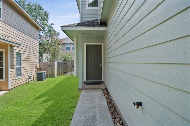Foto del edificio - 11 Scenic Brook Ct