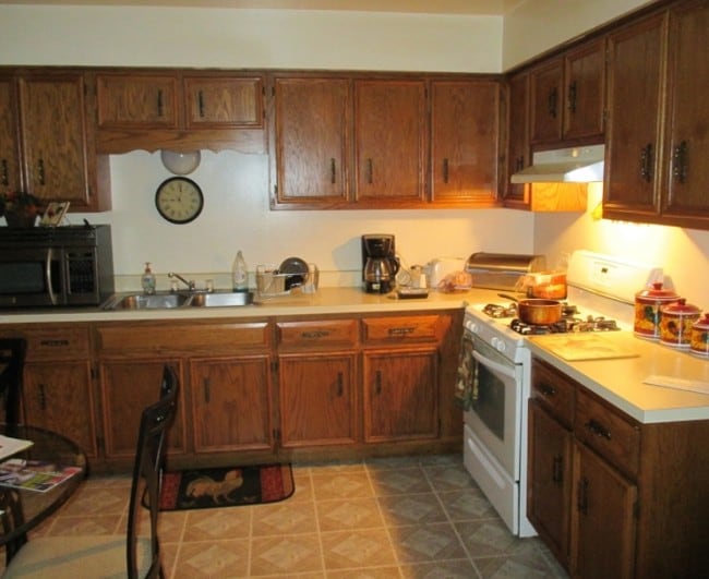 Interior Photo - 330 Willow Ave