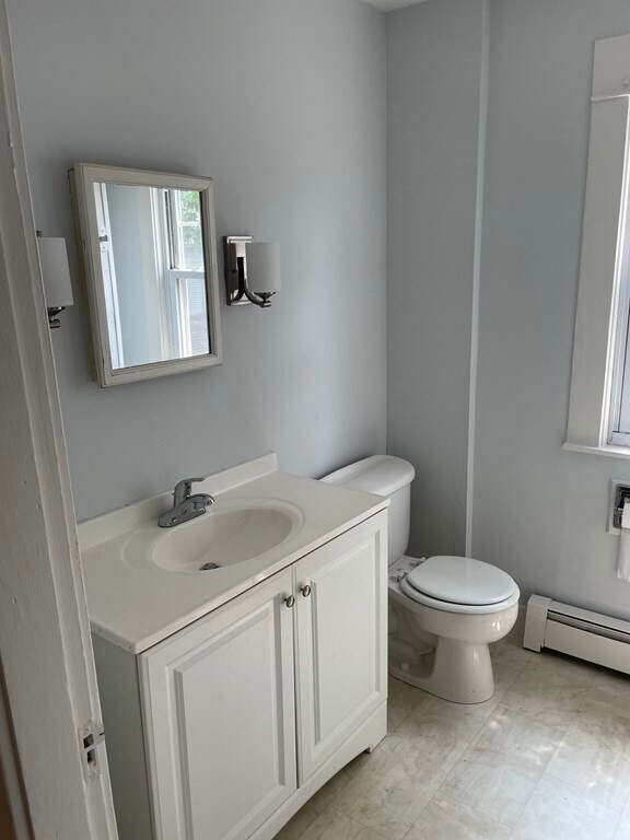 Foto del edificio - 84 Woodlawn St