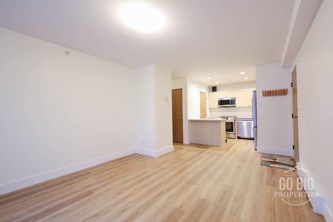 Foto del edificio - Fully Renovated Condo