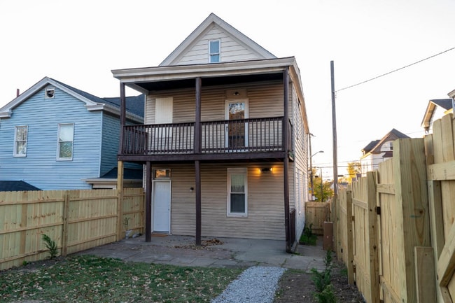 Photo - 26 Allen St House