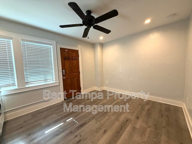 Foto del edificio - 14 21st St N