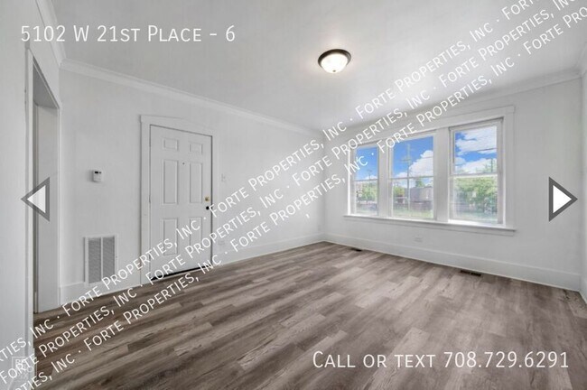 Building Photo - 5102 W 21st Pl