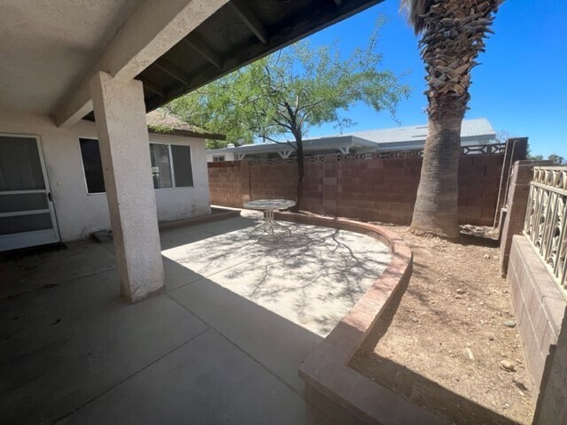 Foto del edificio - 2140 Hermosa Dr