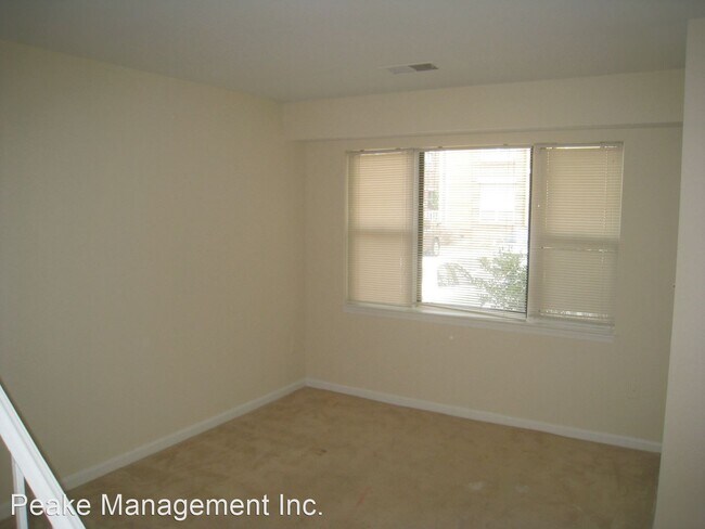 Building Photo - 2 br, 2 bath House - 4527 N. 11th Street